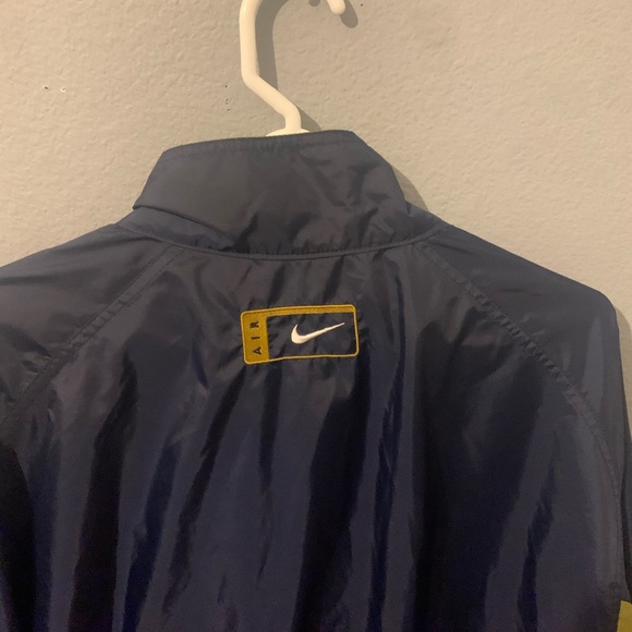 VINTAGE NIKE AIR WINDBREAKER - Picture 3 of 5
